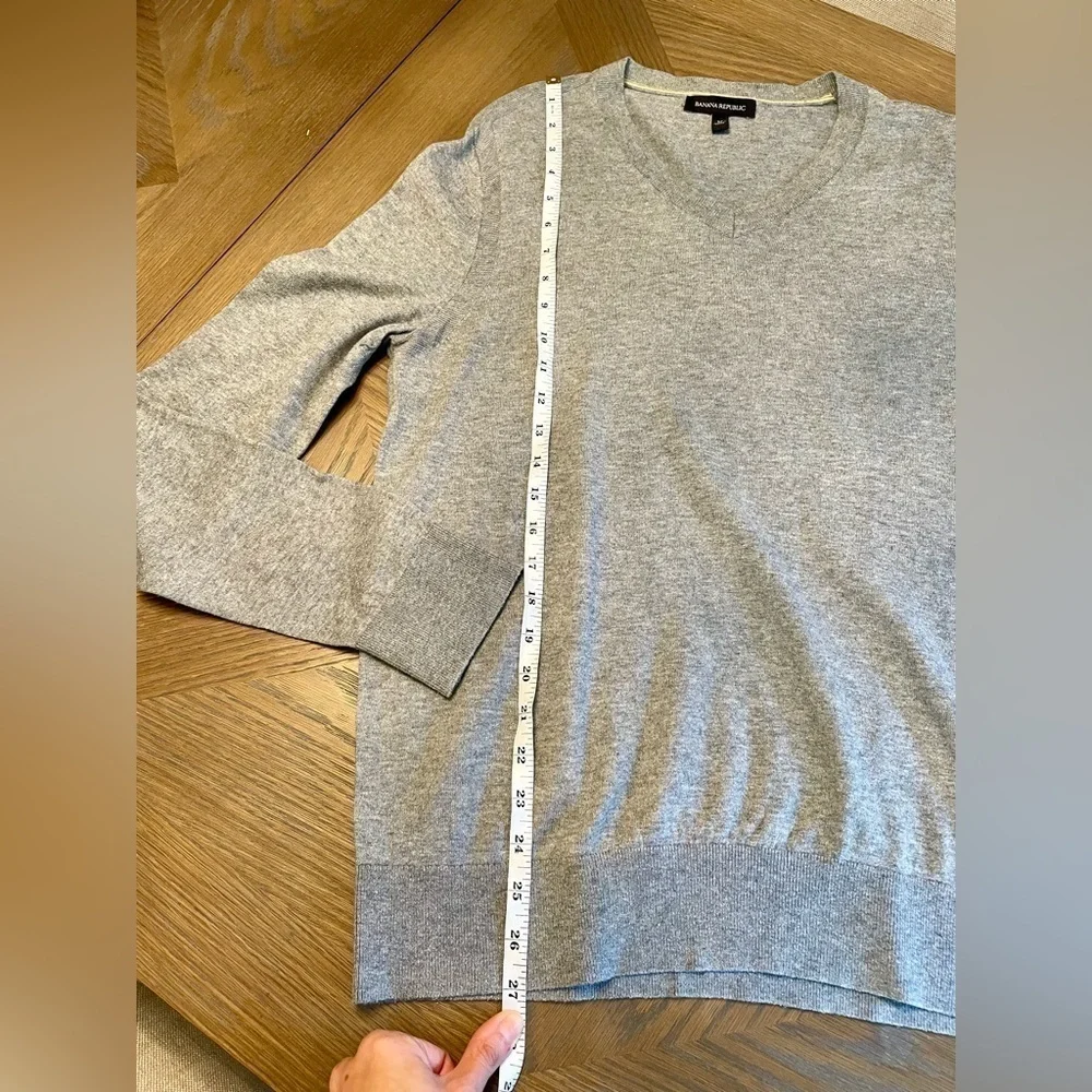 Banana Republic very good